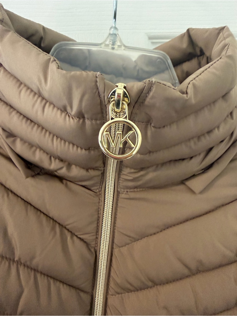 MICHAEL Michael Kors Puffer Jacket - Picture 3 of 5
